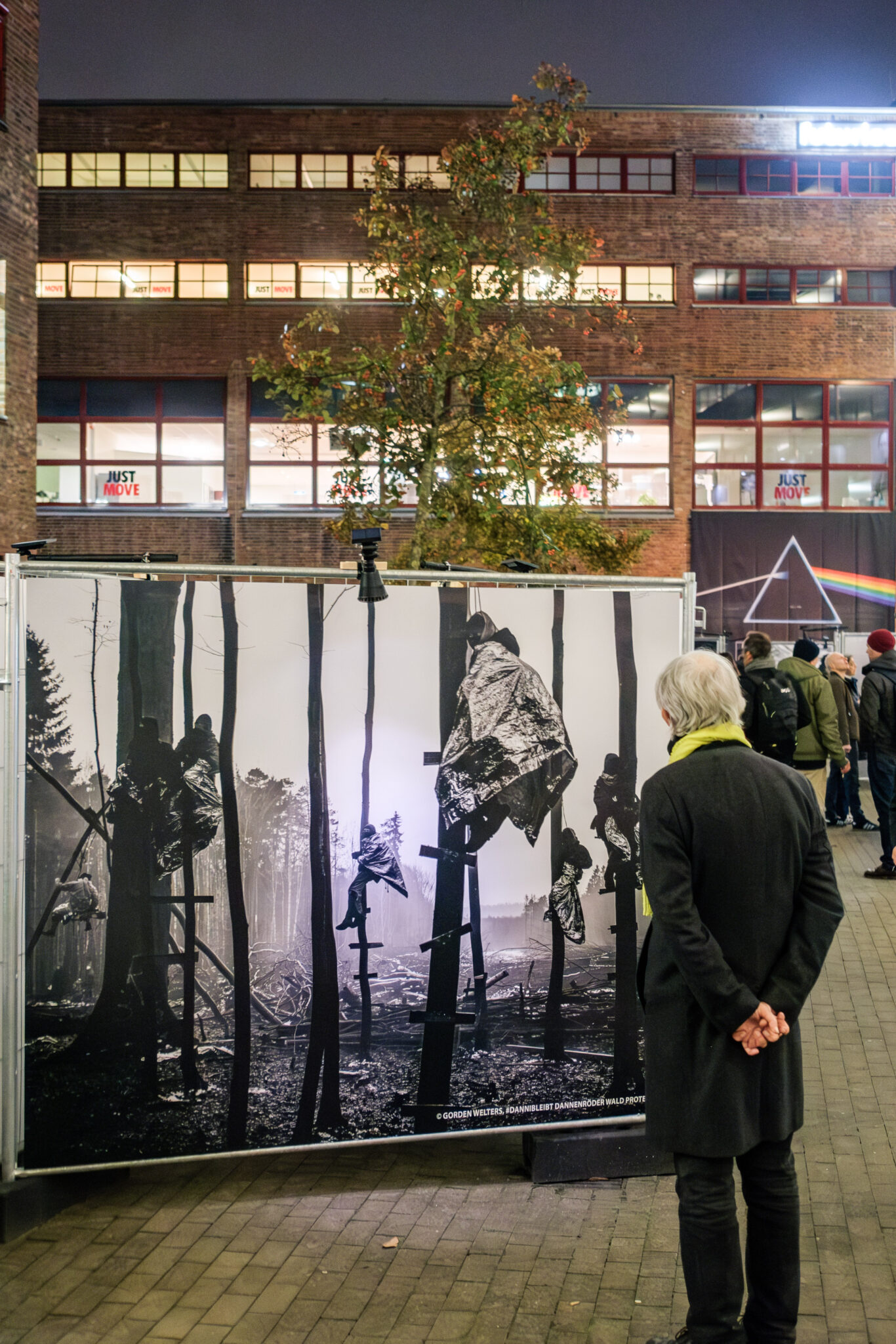 Ausstellungen, Kataloge und Poster